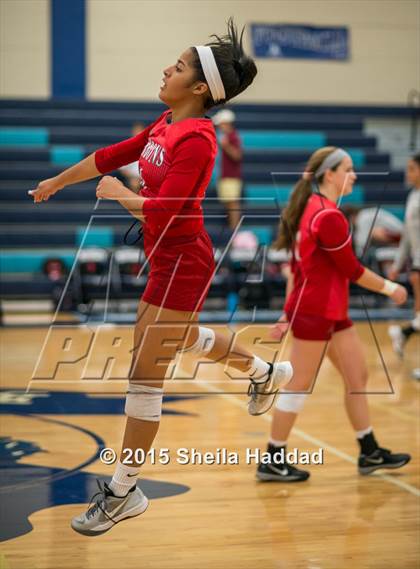 Thumbnail 2 in Cardinal Gibbons @ Berkeley Prep (FHSAA 4A Semifinal Playoff) photogallery.