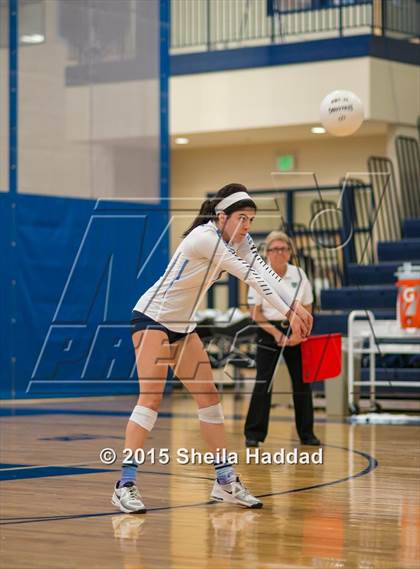 Thumbnail 1 in Cardinal Gibbons @ Berkeley Prep (FHSAA 4A Semifinal Playoff) photogallery.