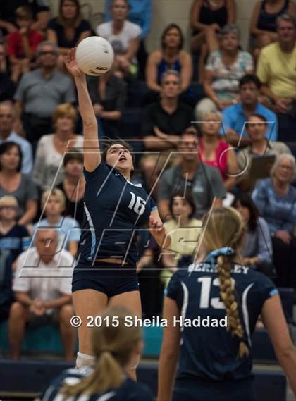 Thumbnail 1 in Cardinal Gibbons @ Berkeley Prep (FHSAA 4A Semifinal Playoff) photogallery.
