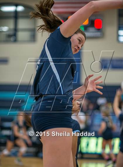 Thumbnail 2 in Cardinal Gibbons @ Berkeley Prep (FHSAA 4A Semifinal Playoff) photogallery.