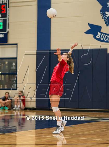 Thumbnail 3 in Cardinal Gibbons @ Berkeley Prep (FHSAA 4A Semifinal Playoff) photogallery.