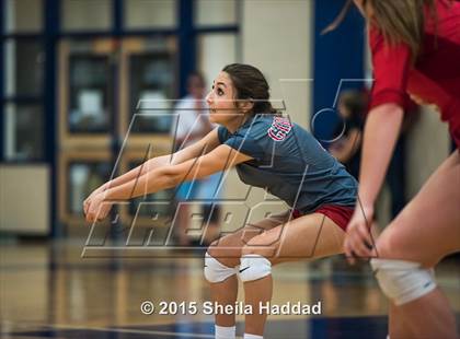 Thumbnail 3 in Cardinal Gibbons @ Berkeley Prep (FHSAA 4A Semifinal Playoff) photogallery.