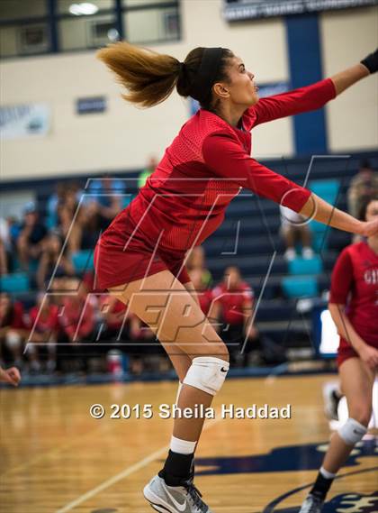 Thumbnail 1 in Cardinal Gibbons @ Berkeley Prep (FHSAA 4A Semifinal Playoff) photogallery.