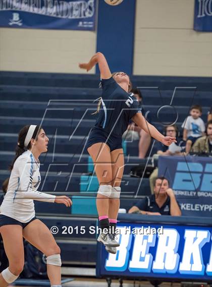 Thumbnail 2 in Cardinal Gibbons @ Berkeley Prep (FHSAA 4A Semifinal Playoff) photogallery.