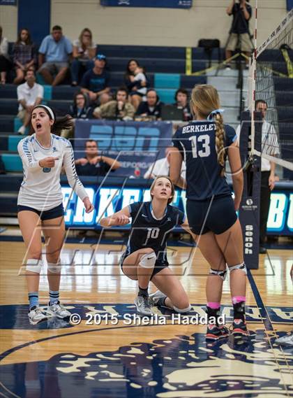 Thumbnail 1 in Cardinal Gibbons @ Berkeley Prep (FHSAA 4A Semifinal Playoff) photogallery.