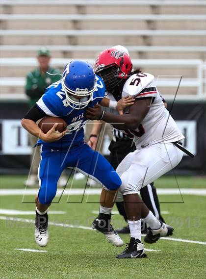Thumbnail 1 in Cedar Hill vs. Temple (UIL 5A D2 Bi-District Playoff) photogallery.