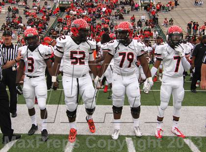 Thumbnail 2 in Cedar Hill vs. Temple (UIL 5A D2 Bi-District Playoff) photogallery.