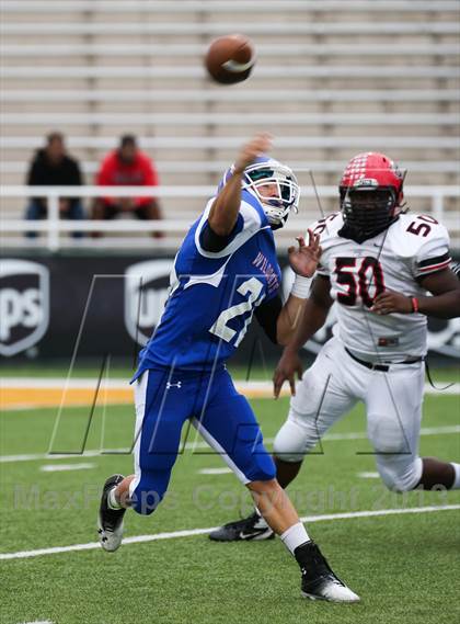 Thumbnail 2 in Cedar Hill vs. Temple (UIL 5A D2 Bi-District Playoff) photogallery.