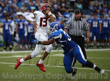 Thumbnail 1 in Cedar Hill vs. Temple (UIL 5A D2 Bi-District Playoff) photogallery.