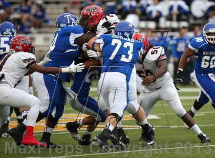 Thumbnail 3 in Cedar Hill vs. Temple (UIL 5A D2 Bi-District Playoff) photogallery.