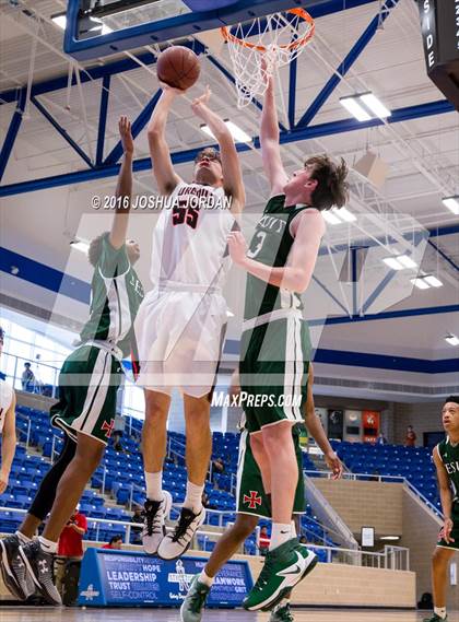 Thumbnail 2 in Strake Jesuit vs. Churchill (NISD/NEISD Tournament) photogallery.