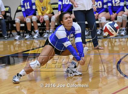 Thumbnail 3 in MacArthur [Douglas] vs Alamo Heights (NEISD Invitational) photogallery.