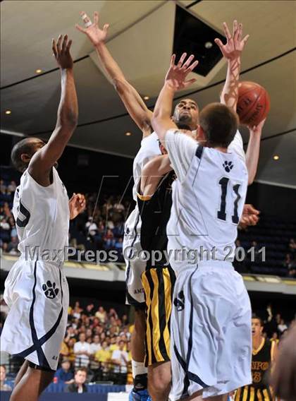 Thumbnail 1 in Loyola vs. Capistrano Valley (CIF SS 1A Final) photogallery.
