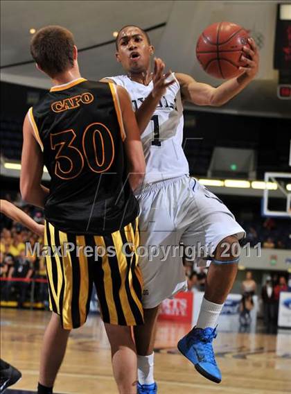 Thumbnail 1 in Loyola vs. Capistrano Valley (CIF SS 1A Final) photogallery.