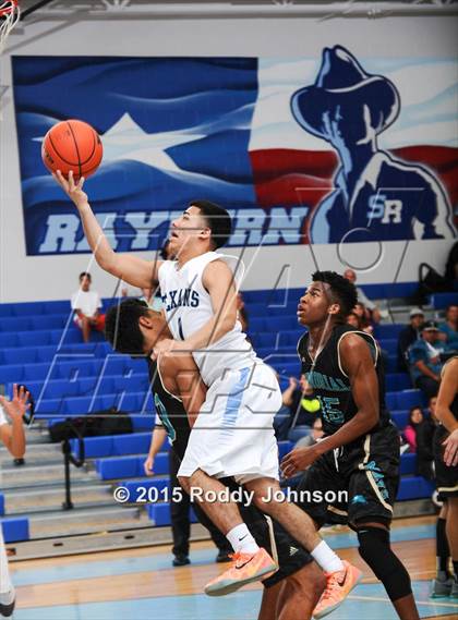 Thumbnail 2 in Sam Rayburn vs. Pasadena Memorial (McDonald's Texas Invitational) photogallery.