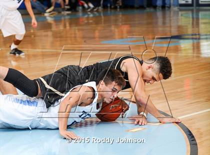Thumbnail 2 in Sam Rayburn vs. Pasadena Memorial (McDonald's Texas Invitational) photogallery.