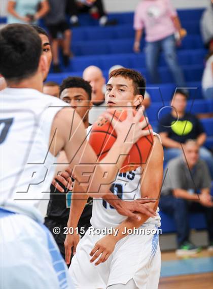 Thumbnail 2 in Sam Rayburn vs. Pasadena Memorial (McDonald's Texas Invitational) photogallery.