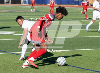 Thumbnail 1 in  Arlington Heights vs Lee (Alamo Heights Invitational) photogallery.