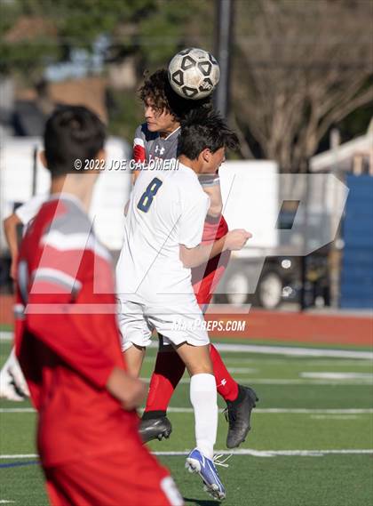 Thumbnail 3 in  Arlington Heights vs Lee (Alamo Heights Invitational) photogallery.