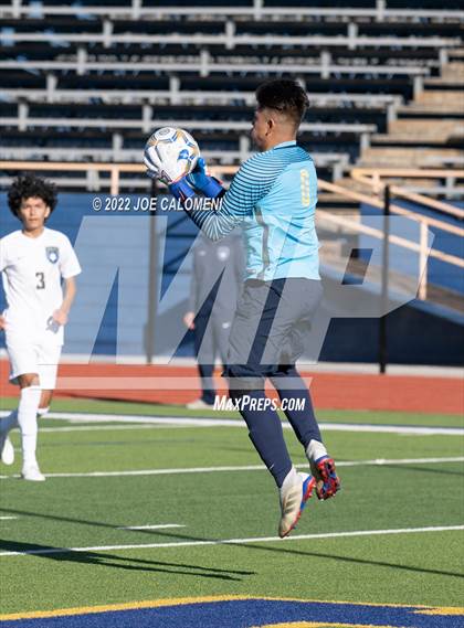 Thumbnail 2 in  Arlington Heights vs Lee (Alamo Heights Invitational) photogallery.