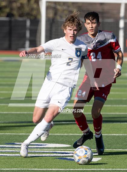 Thumbnail 1 in  Arlington Heights vs Lee (Alamo Heights Invitational) photogallery.