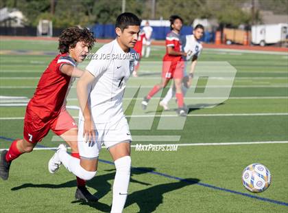 Thumbnail 3 in  Arlington Heights vs Lee (Alamo Heights Invitational) photogallery.