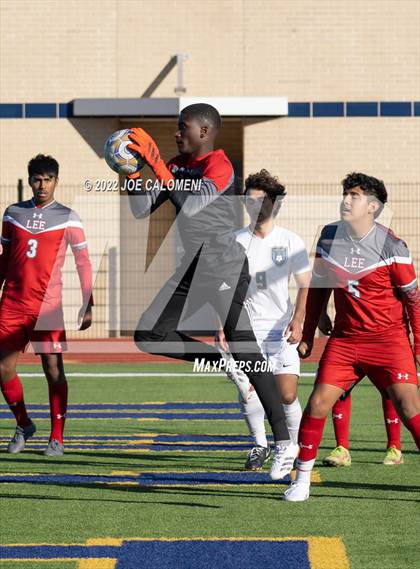 Thumbnail 2 in  Arlington Heights vs Lee (Alamo Heights Invitational) photogallery.