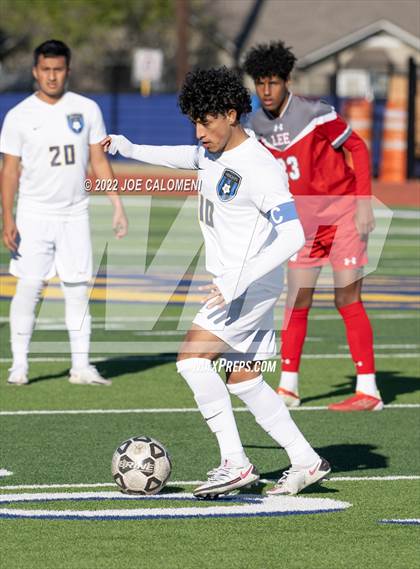 Thumbnail 2 in  Arlington Heights vs Lee (Alamo Heights Invitational) photogallery.