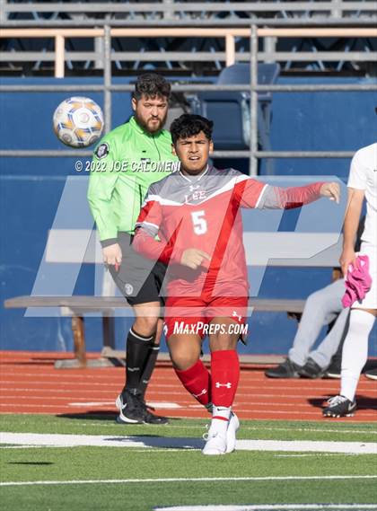 Thumbnail 1 in  Arlington Heights vs Lee (Alamo Heights Invitational) photogallery.