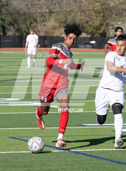 Thumbnail 3 in  Arlington Heights vs Lee (Alamo Heights Invitational) photogallery.