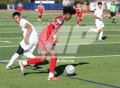 Thumbnail 2 in  Arlington Heights vs Lee (Alamo Heights Invitational) photogallery.