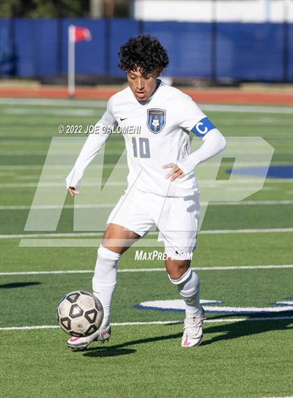 Thumbnail 2 in  Arlington Heights vs Lee (Alamo Heights Invitational) photogallery.