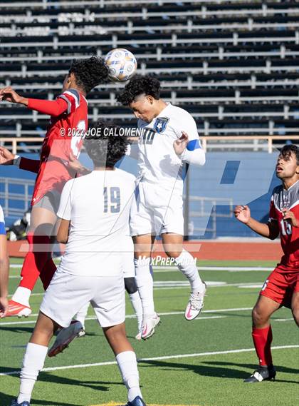 Thumbnail 1 in  Arlington Heights vs Lee (Alamo Heights Invitational) photogallery.