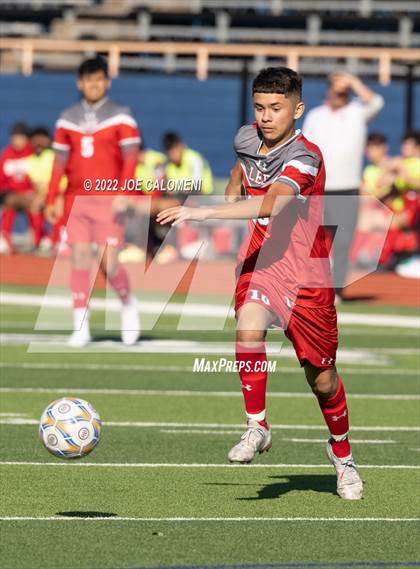 Thumbnail 2 in  Arlington Heights vs Lee (Alamo Heights Invitational) photogallery.