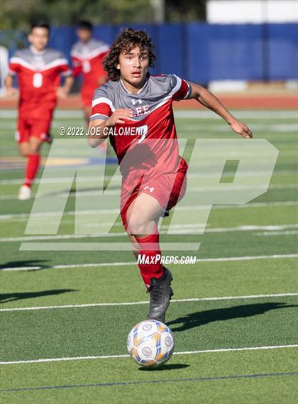 Thumbnail 1 in  Arlington Heights vs Lee (Alamo Heights Invitational) photogallery.