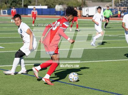Thumbnail 3 in  Arlington Heights vs Lee (Alamo Heights Invitational) photogallery.