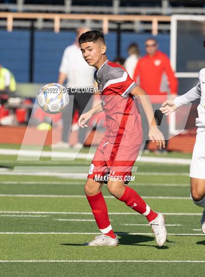 Thumbnail 2 in  Arlington Heights vs Lee (Alamo Heights Invitational) photogallery.