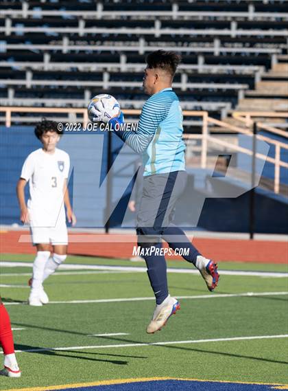 Thumbnail 3 in  Arlington Heights vs Lee (Alamo Heights Invitational) photogallery.