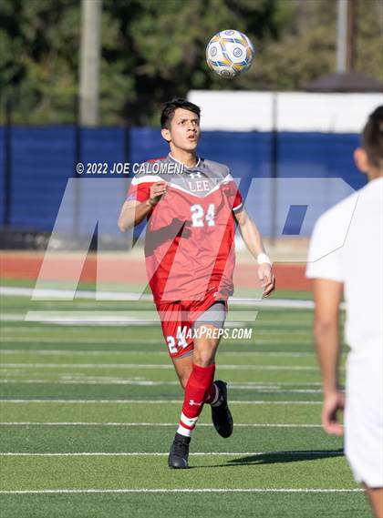 Thumbnail 3 in  Arlington Heights vs Lee (Alamo Heights Invitational) photogallery.