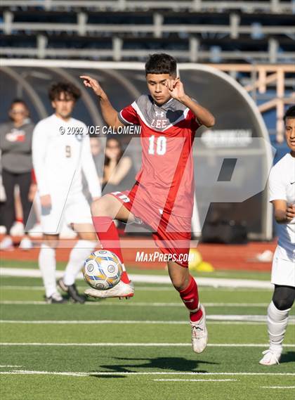 Thumbnail 1 in  Arlington Heights vs Lee (Alamo Heights Invitational) photogallery.