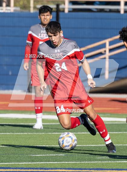 Thumbnail 2 in  Arlington Heights vs Lee (Alamo Heights Invitational) photogallery.