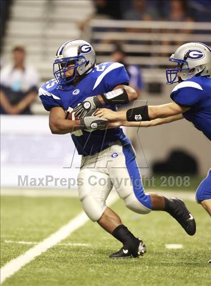 Thumbnail 2 in Georgetown vs Southwest (Texas Football Classic) photogallery.