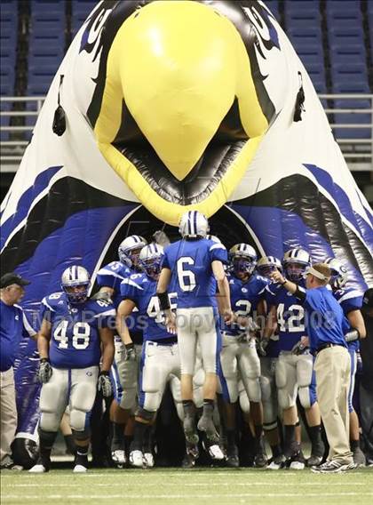 Thumbnail 1 in Georgetown vs Southwest (Texas Football Classic) photogallery.