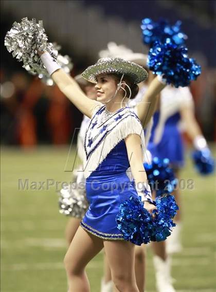Thumbnail 1 in Georgetown vs Southwest (Texas Football Classic) photogallery.