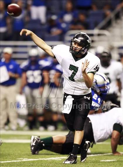 Thumbnail 3 in Georgetown vs Southwest (Texas Football Classic) photogallery.