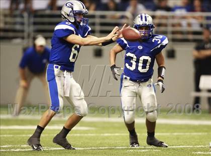 Thumbnail 2 in Georgetown vs Southwest (Texas Football Classic) photogallery.