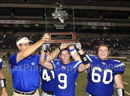 Thumbnail 3 in Georgetown vs Southwest (Texas Football Classic) photogallery.