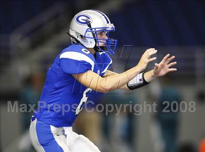 Thumbnail 2 in Georgetown vs Southwest (Texas Football Classic) photogallery.