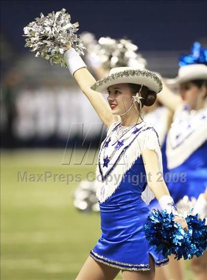 Thumbnail 3 in Georgetown vs Southwest (Texas Football Classic) photogallery.