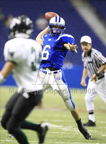 Thumbnail 1 in Georgetown vs Southwest (Texas Football Classic) photogallery.